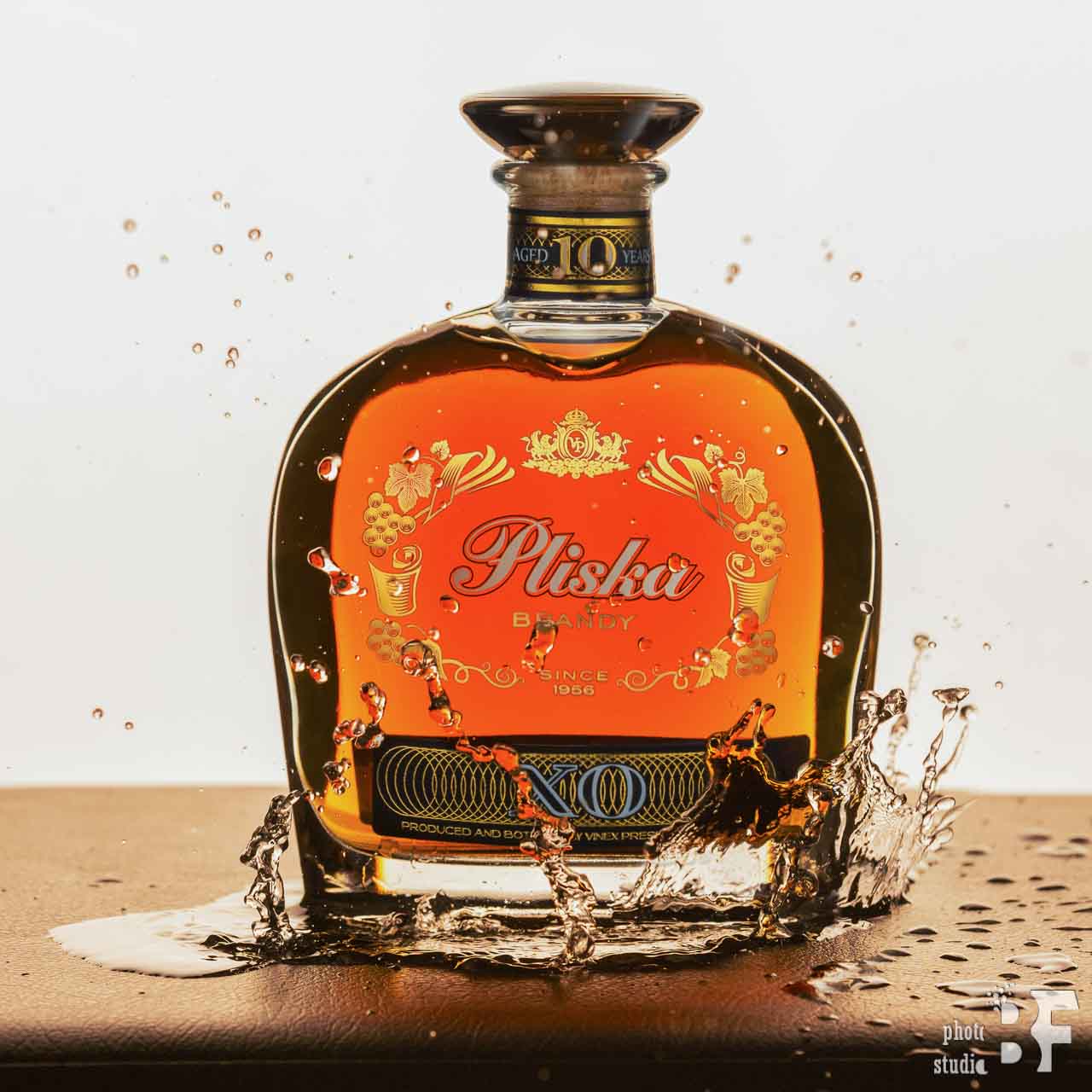 Предметна фотография в студио