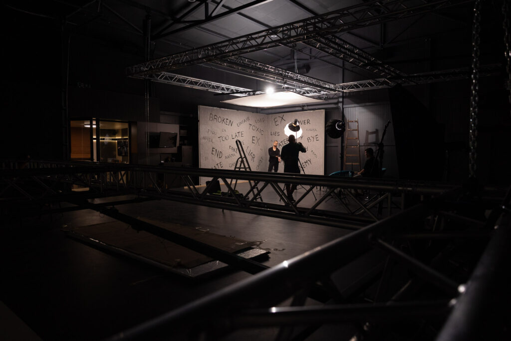 изграждане на декор в STUDIO 3 Варна